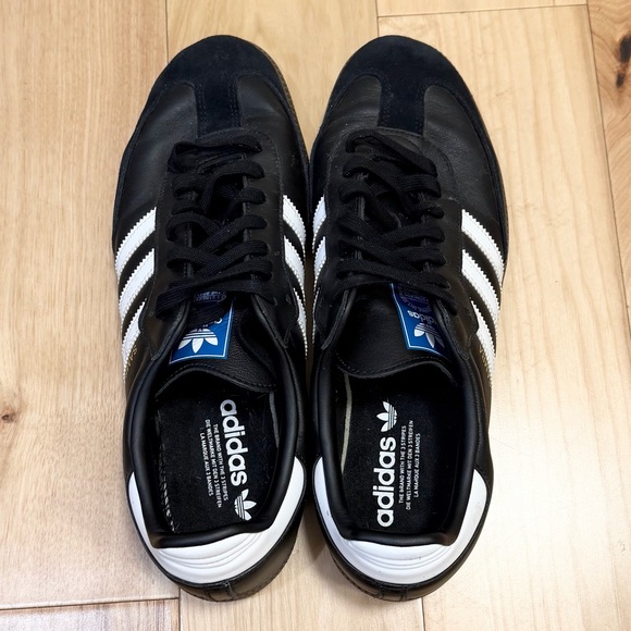 LIKE NEW Adidas Men’s Samba OG Sneakers - Picture 4 of 8
